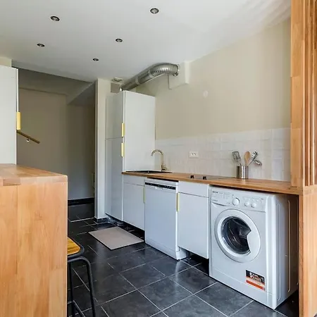 Apartment Maison Parmentier 10 Min De Lyon Sainte-Foy-les-Lyon